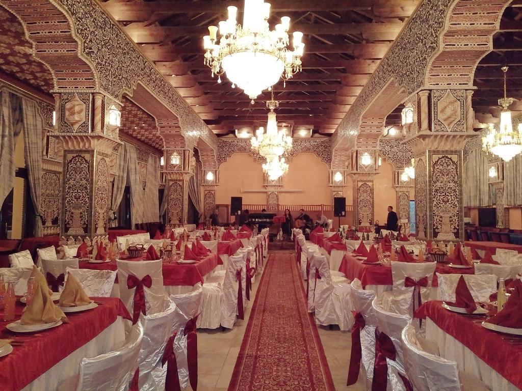 Hotel Les Zianides Tlemcen Exteriör bild